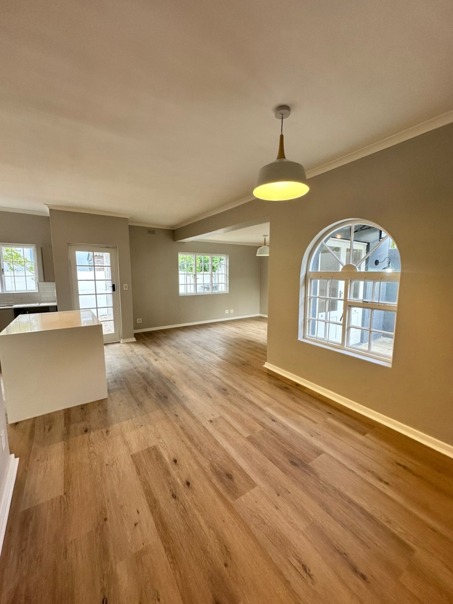 To Let 1 Bedroom Property for Rent in Harfield Village Western Cape